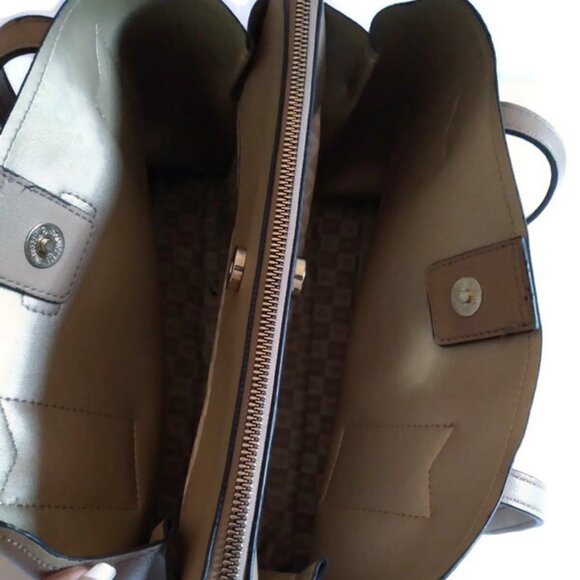 LONDON FOG SHOULDER BAG TAUPE BEIGE TAN SATCHEL TOTE PURSE - Picture 8 of 9